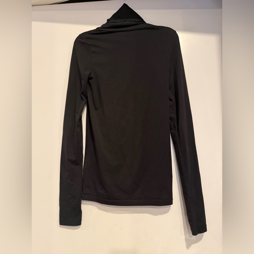 Theory Basic Turtleneck Longsleeves Size M - Picture 3 of 5